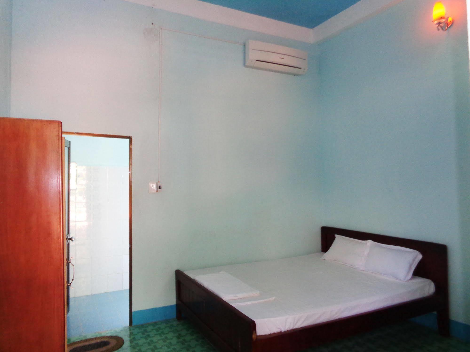Hotel Sunny *