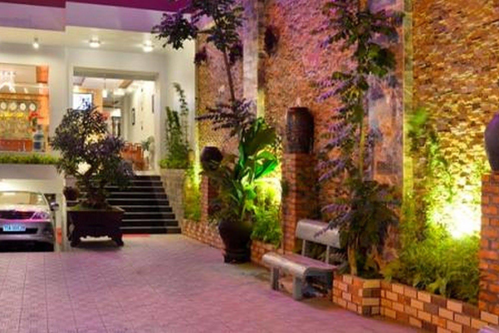 Hotel Hanh Hue