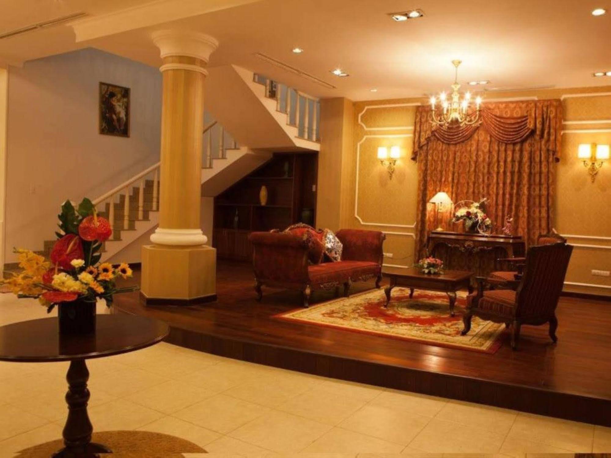 Resort Toki Saigon & 4*