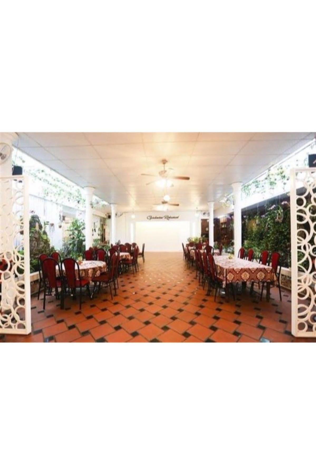 Hotel Royal 3*