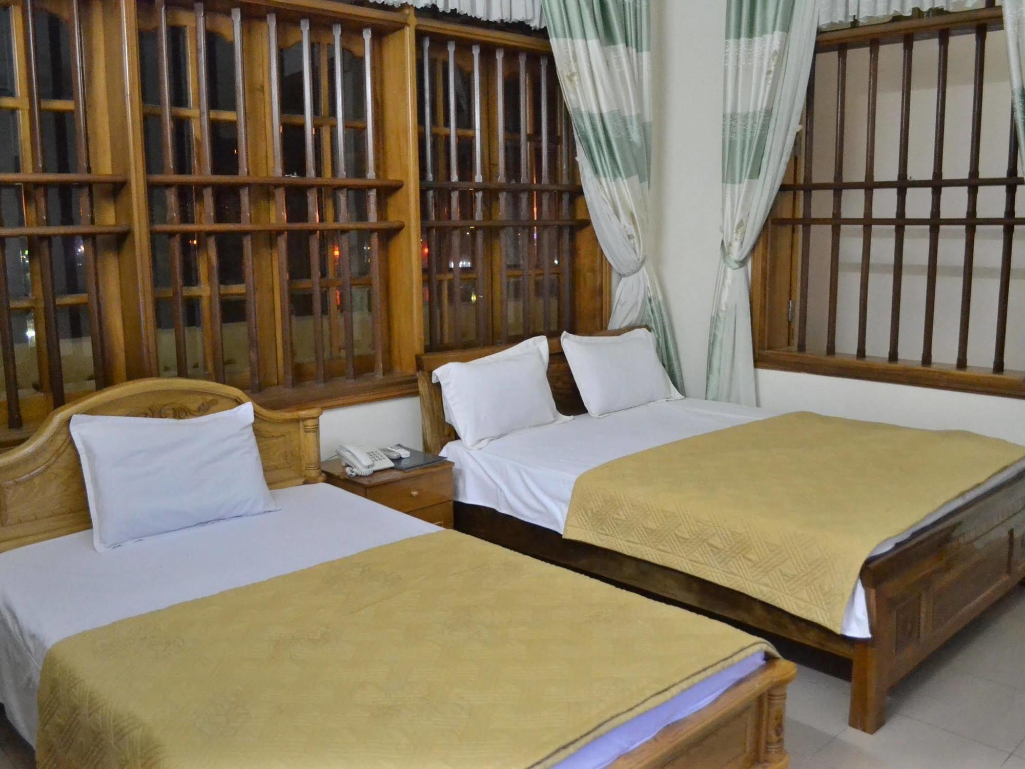 Hotel Hoang Ngoc 2*