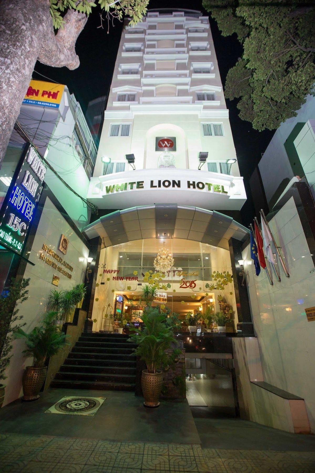 Reddoorz Premium White Lion Hotel 3*