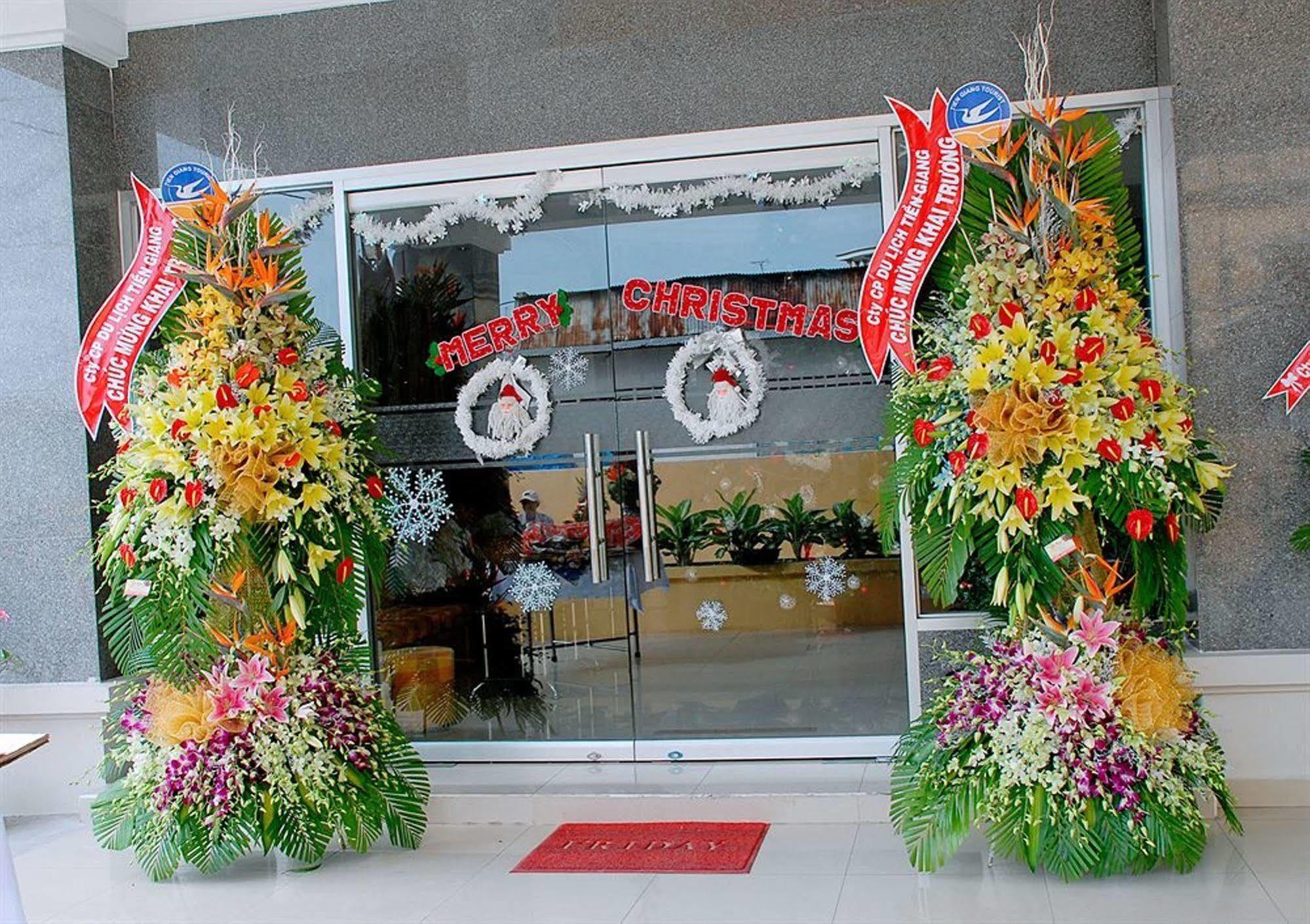 Hotel Song Tien 2*