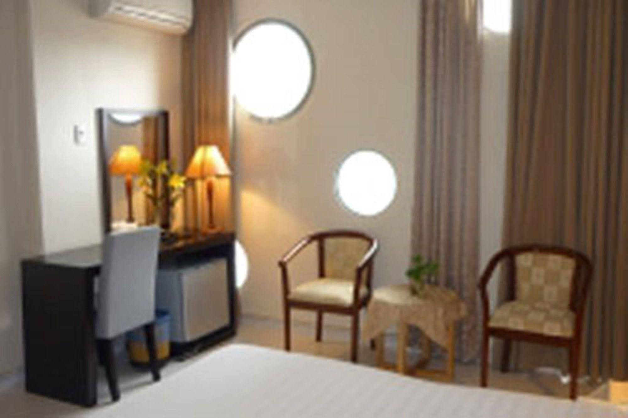 Centana Ben Thanh Hotel 2*