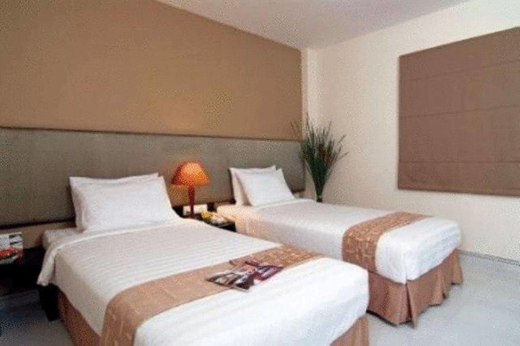 Hotel Centana Ben Thanh 2*