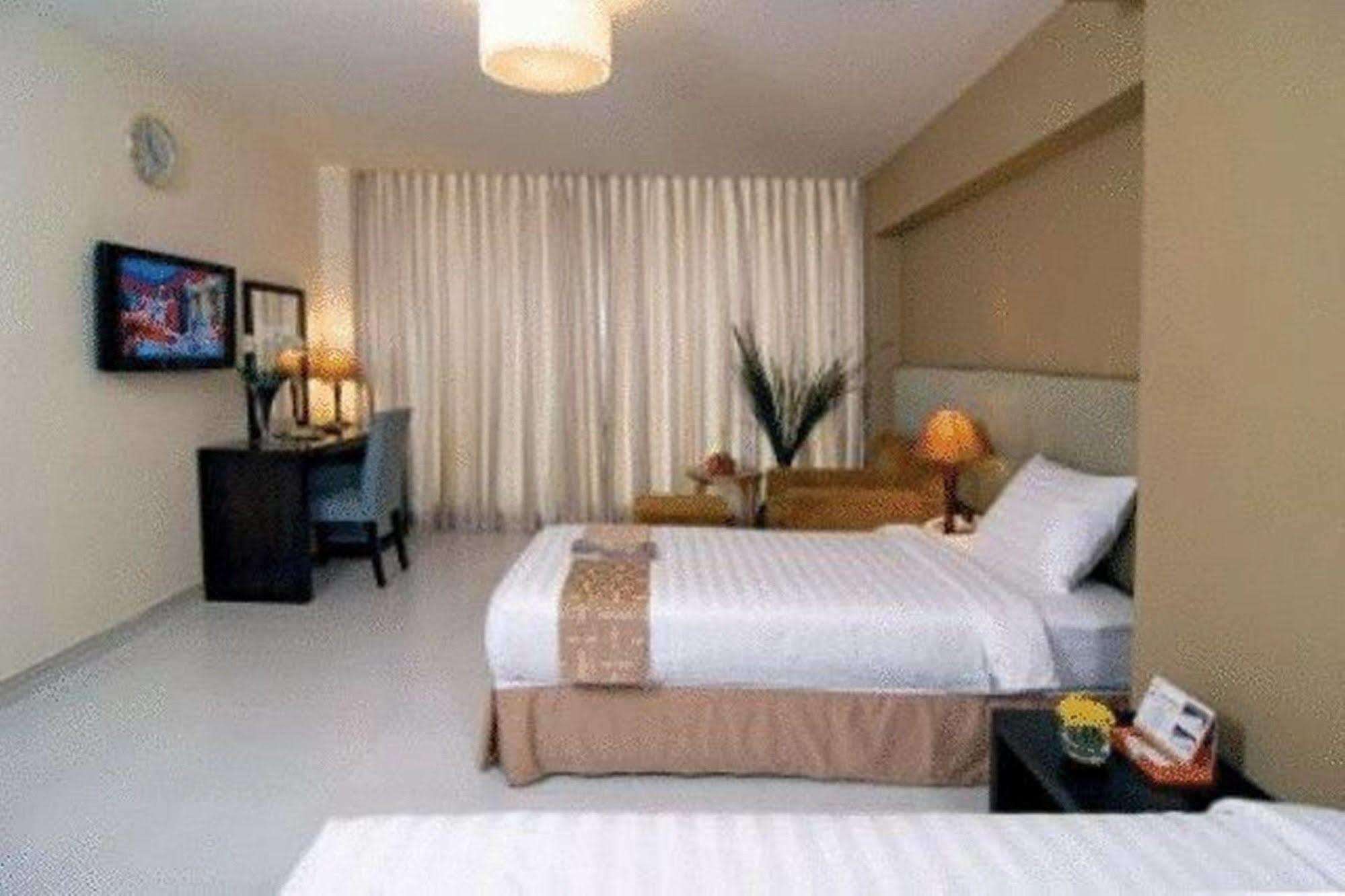 Hotel Centana Ben Thanh 2*