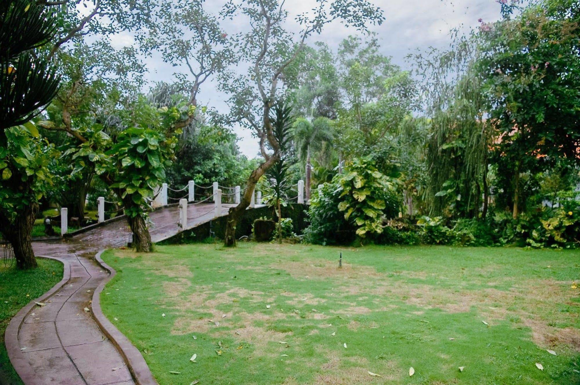 Hotel Cuu Long 3*