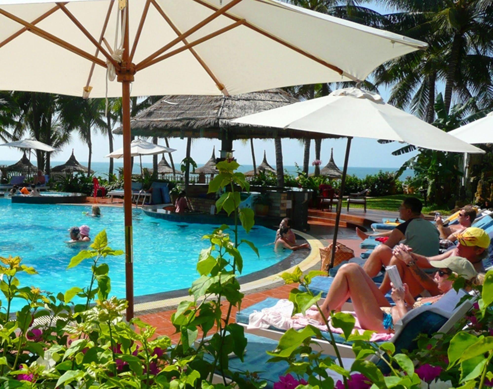 Canary Resort 3*