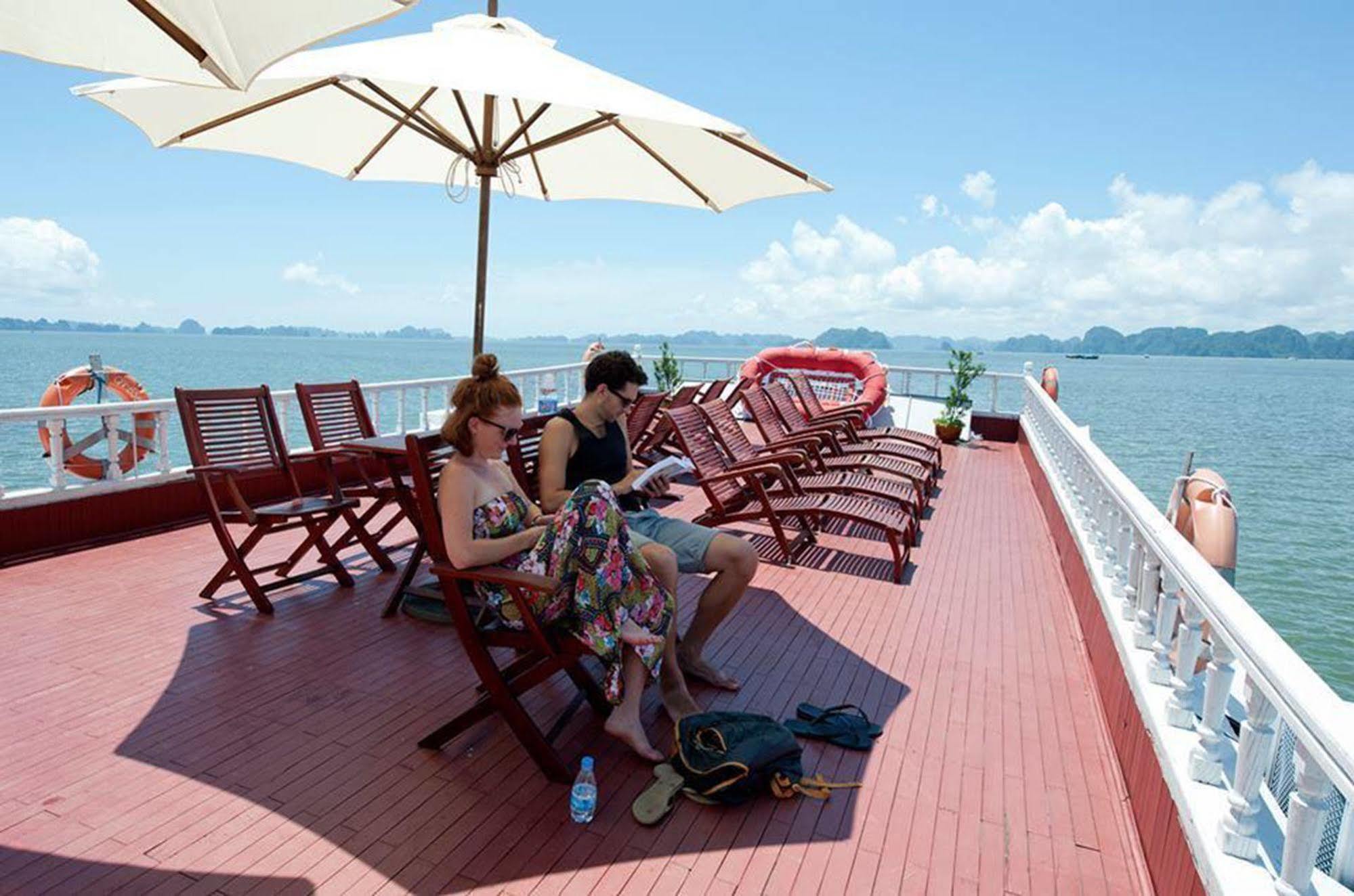 Paragon Cruise Ha Long