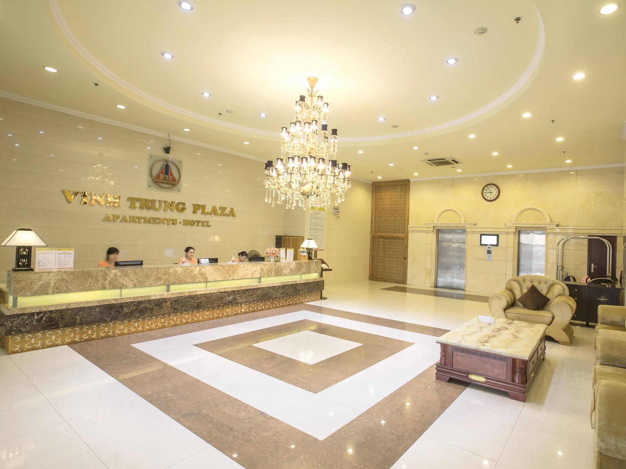 Khách sạn Vinh Trung Plaza