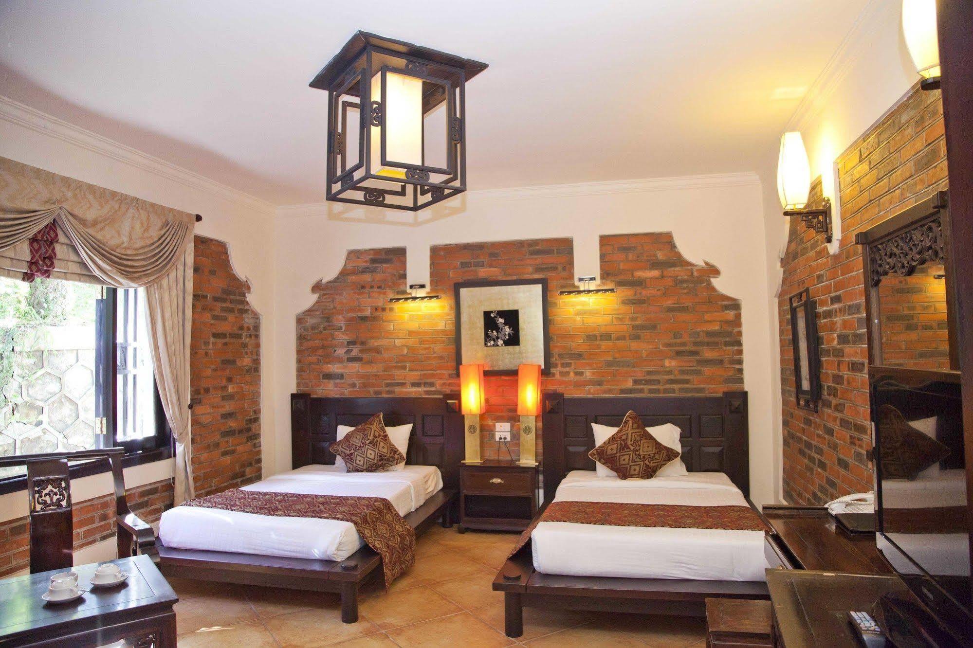 Hotel Tuan Chau Marina