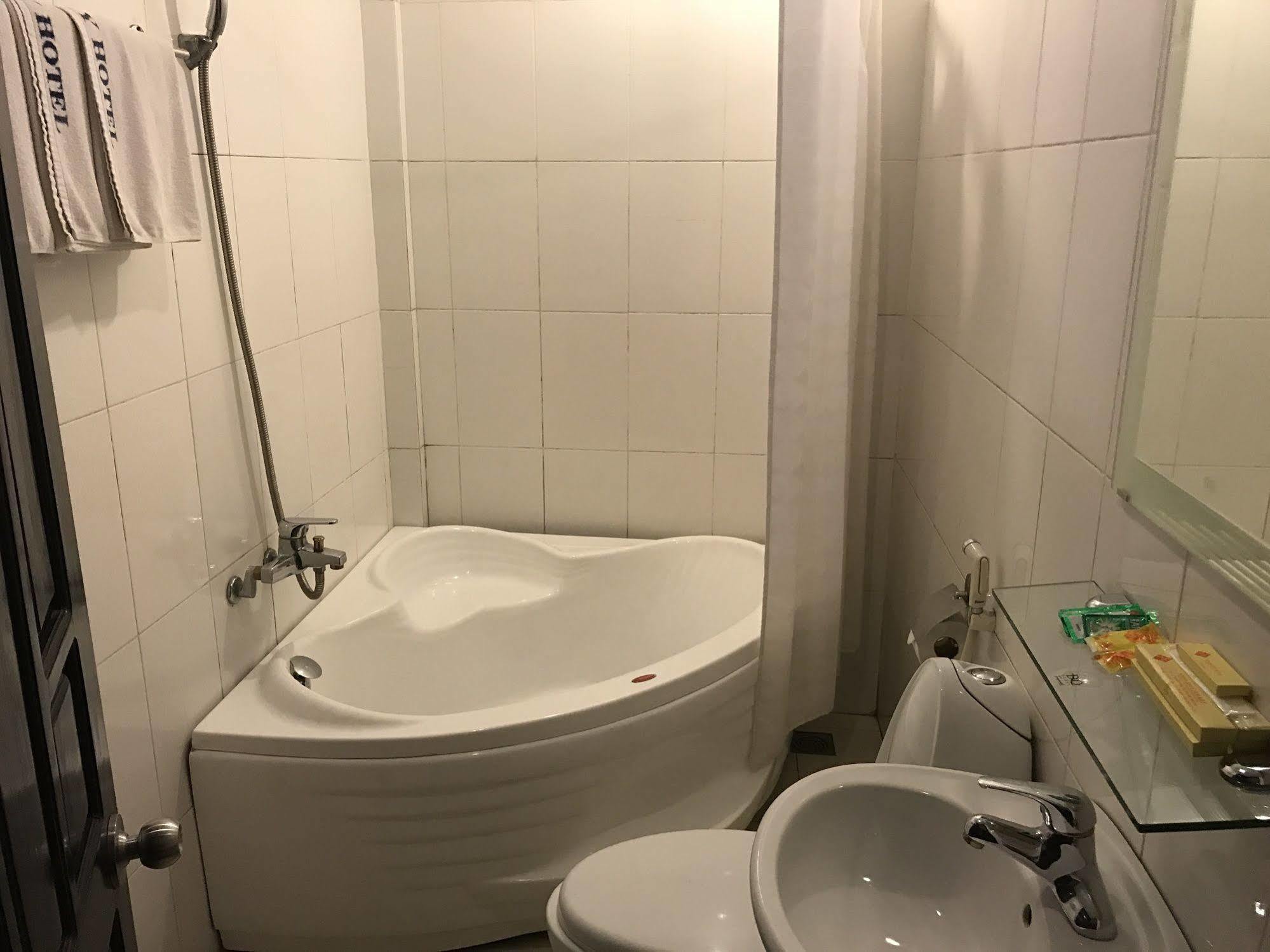 Canary Hotel Hue