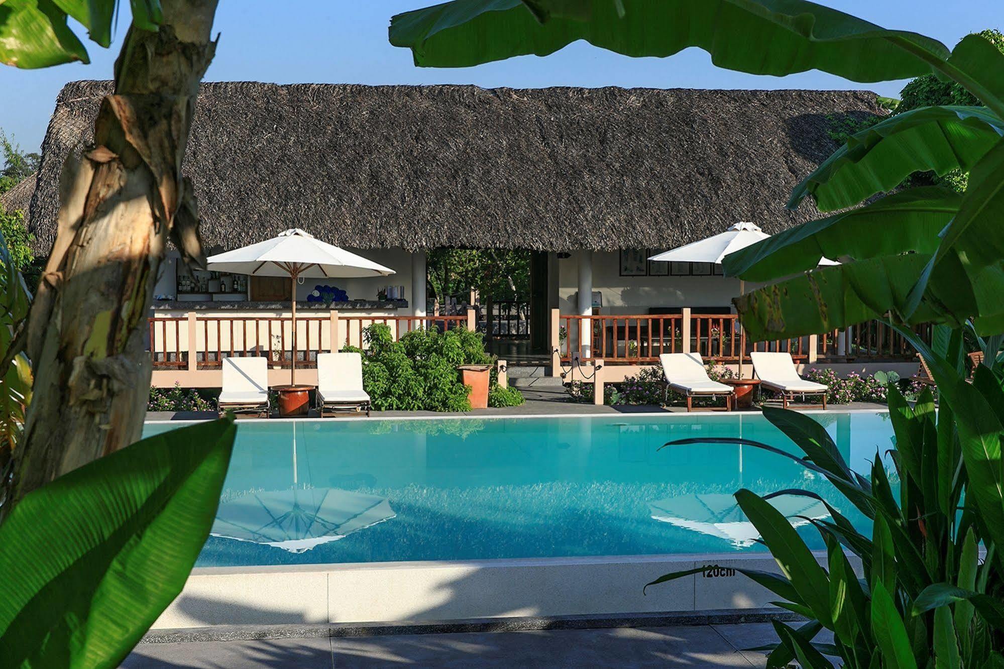 Mekong Riverside Boutique & 4*