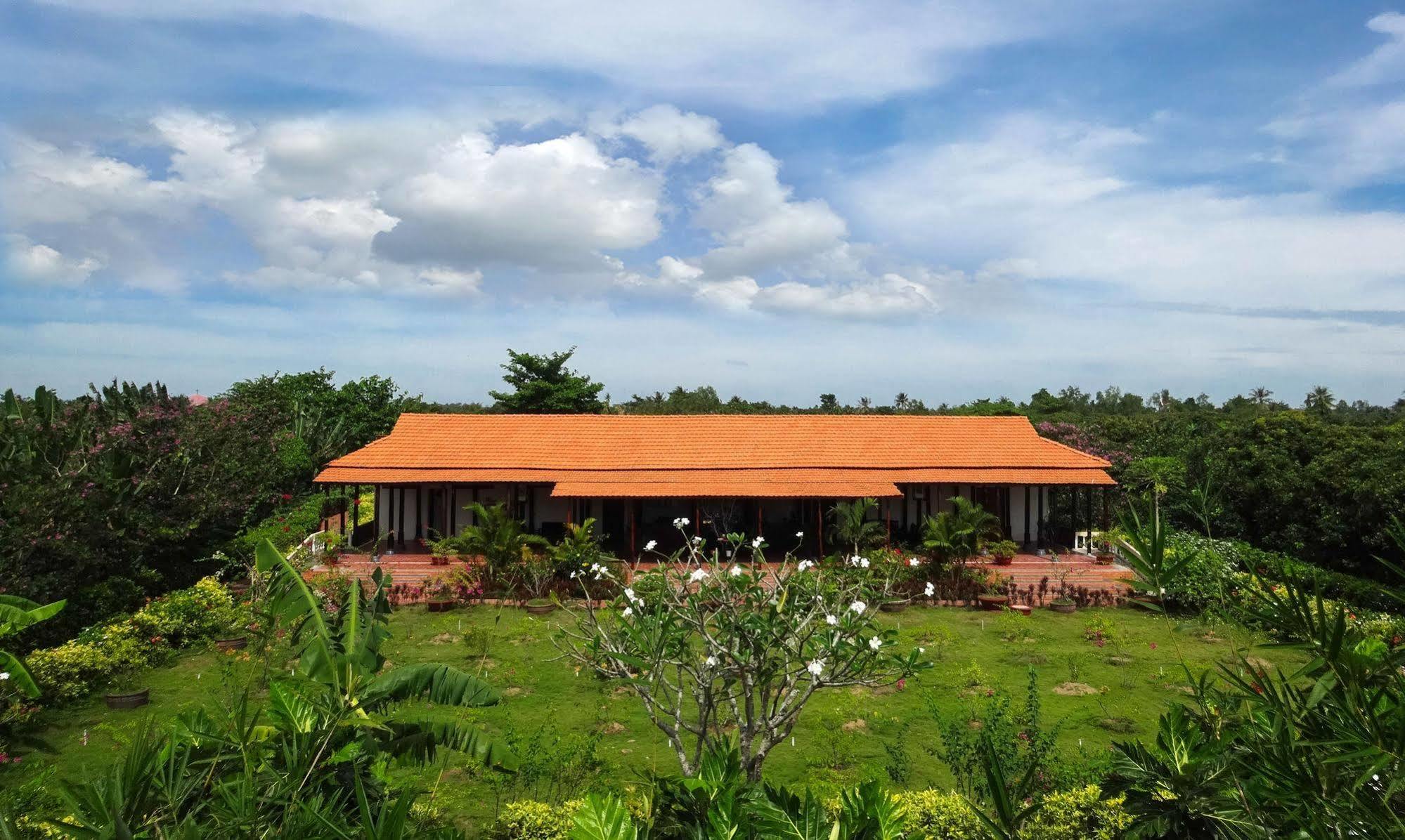 Mekong Riverside Boutique & Khu nghỉ mát