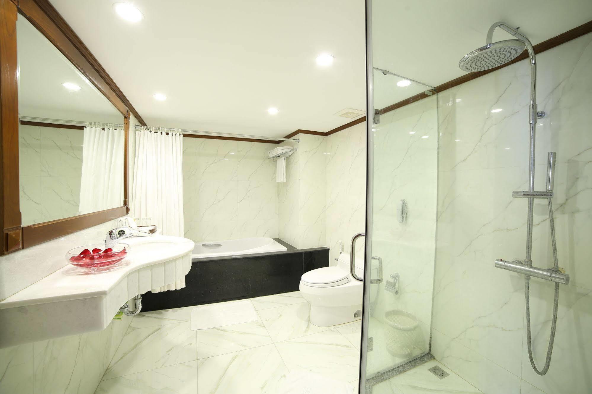 Khách sạn Sunny 1 3*
