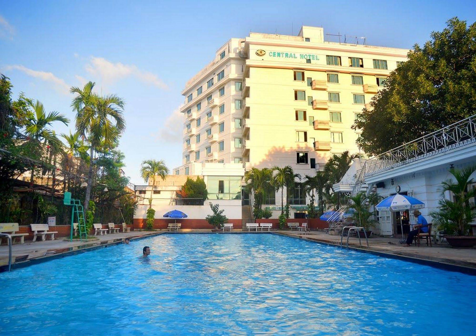Central Hotel Hotel Quang Ngai