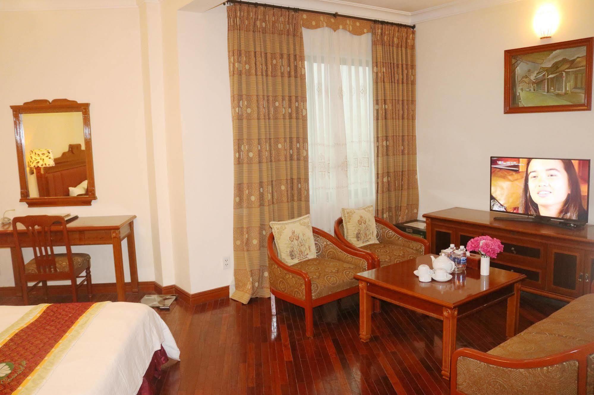 Central Hotel Hotel Quang Ngai