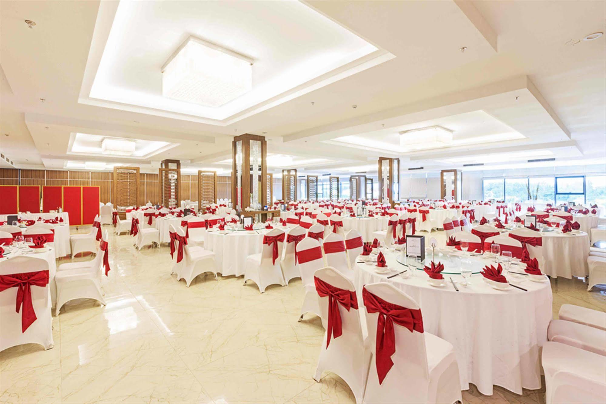Muong Thanh Luxury Tho Hotel