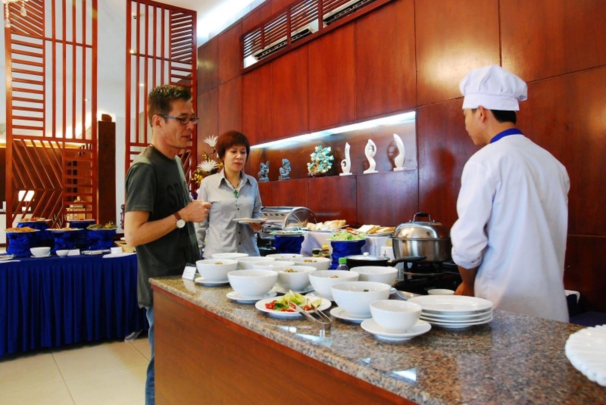 Hotel Flora Beach Hotel & Spa