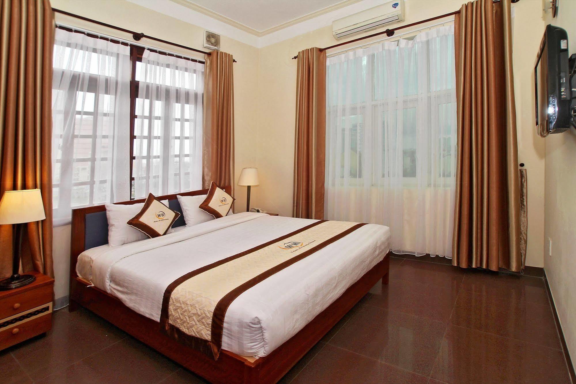 Flora Beach Hotel & Spa Da Nang