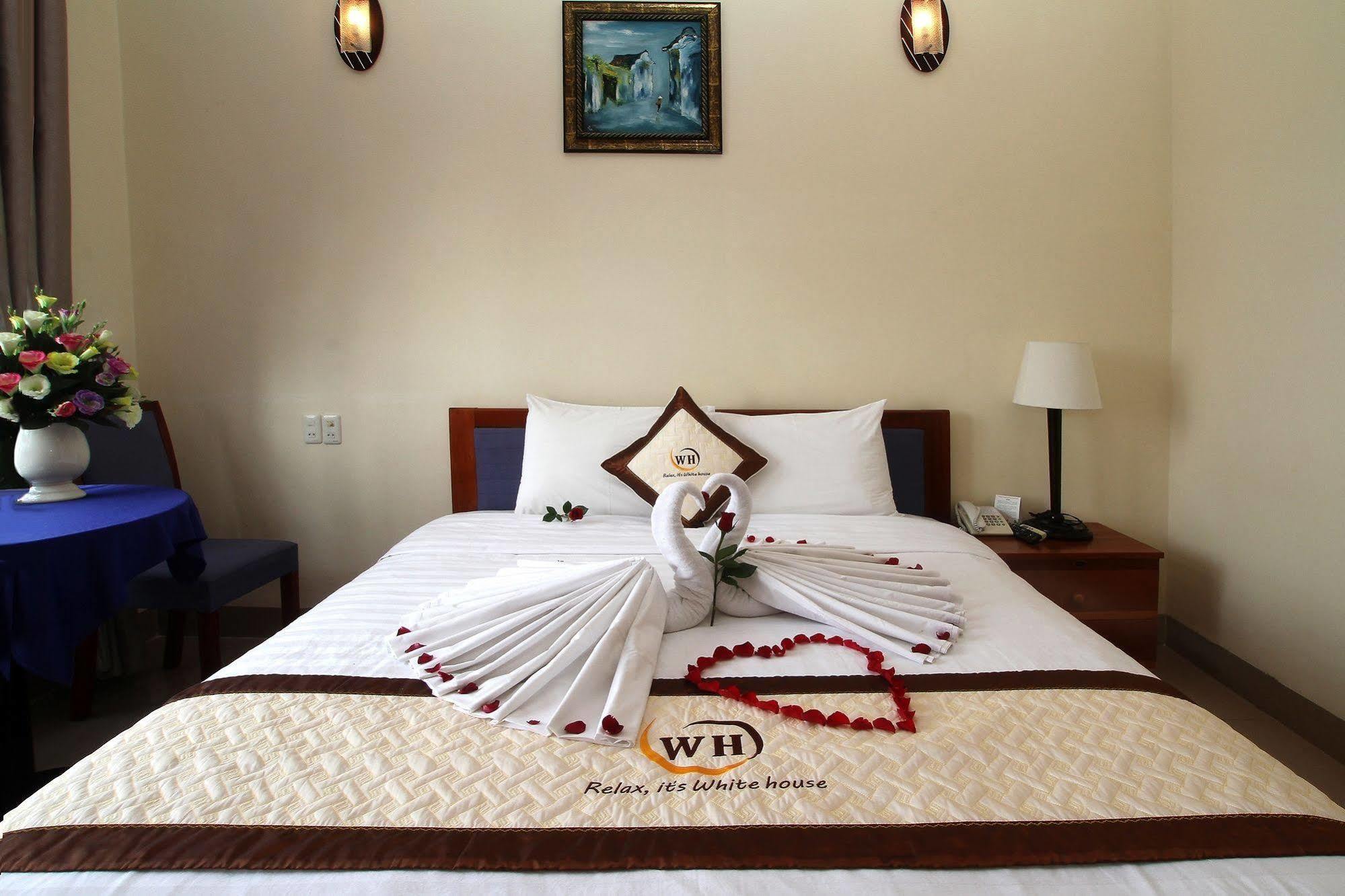 Hotel Flora Beach Hotel & Spa 3*
