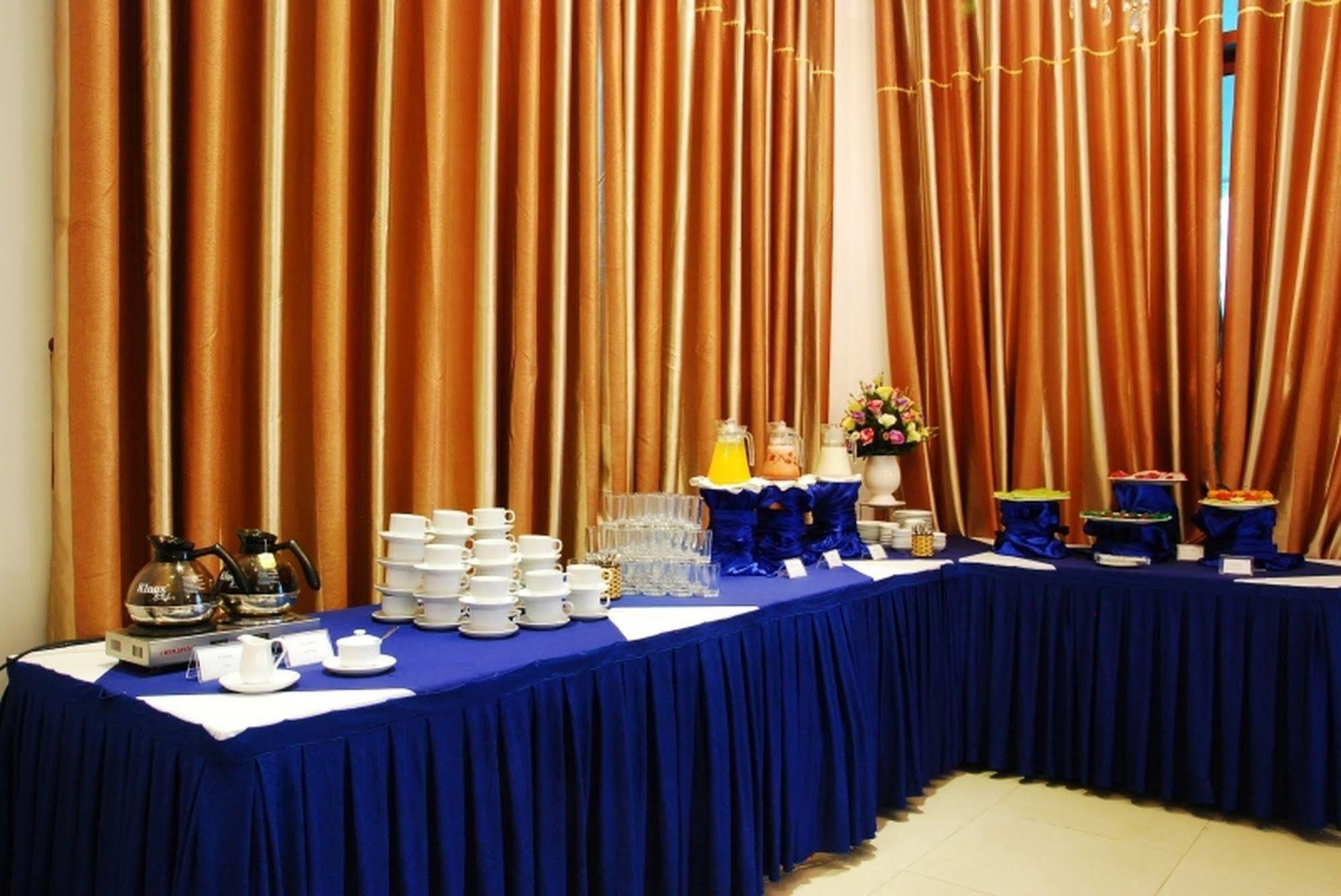 Flora Beach Hotel & Spa Hotel 3*