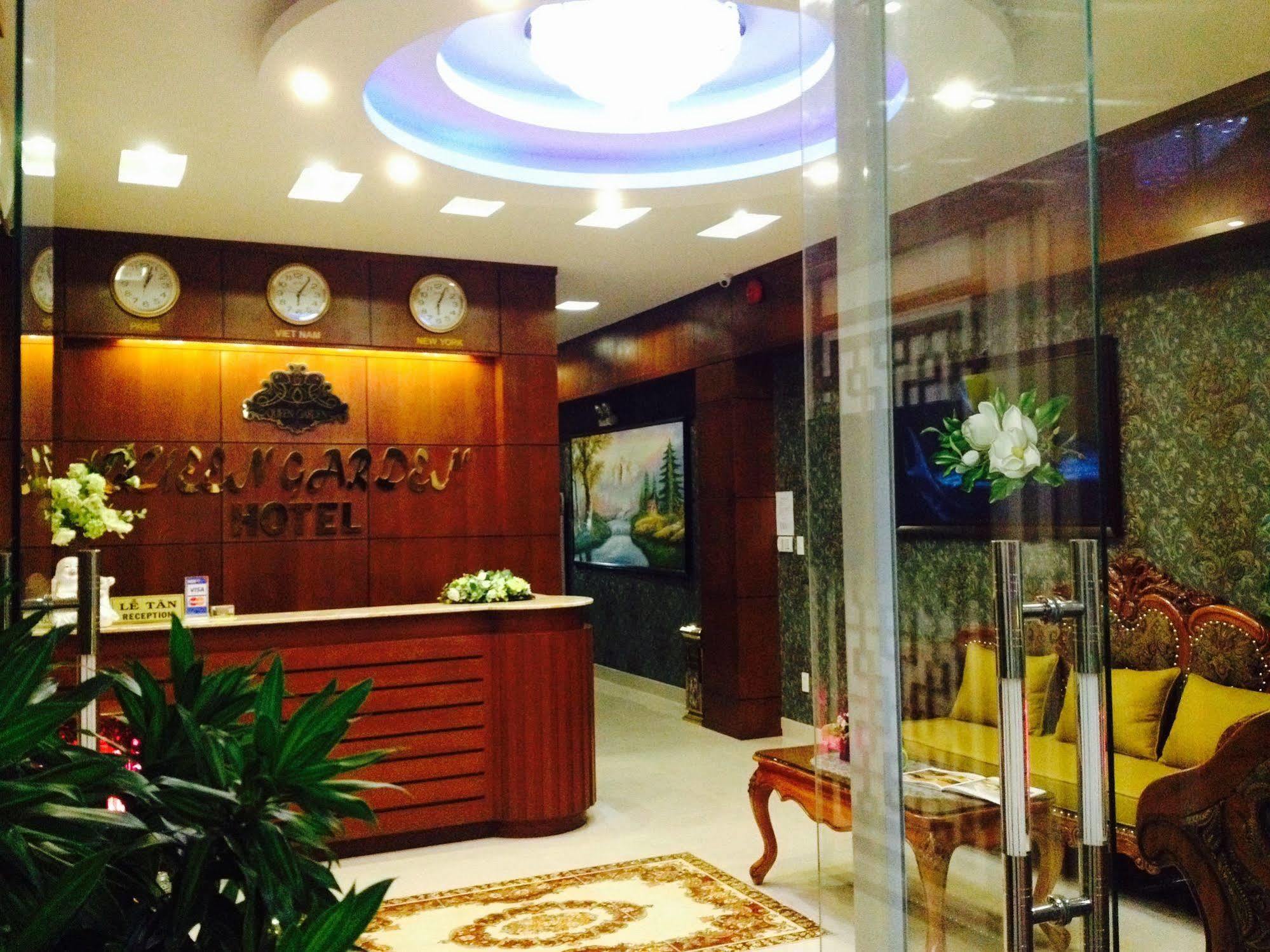 Hotel Queen Garden
