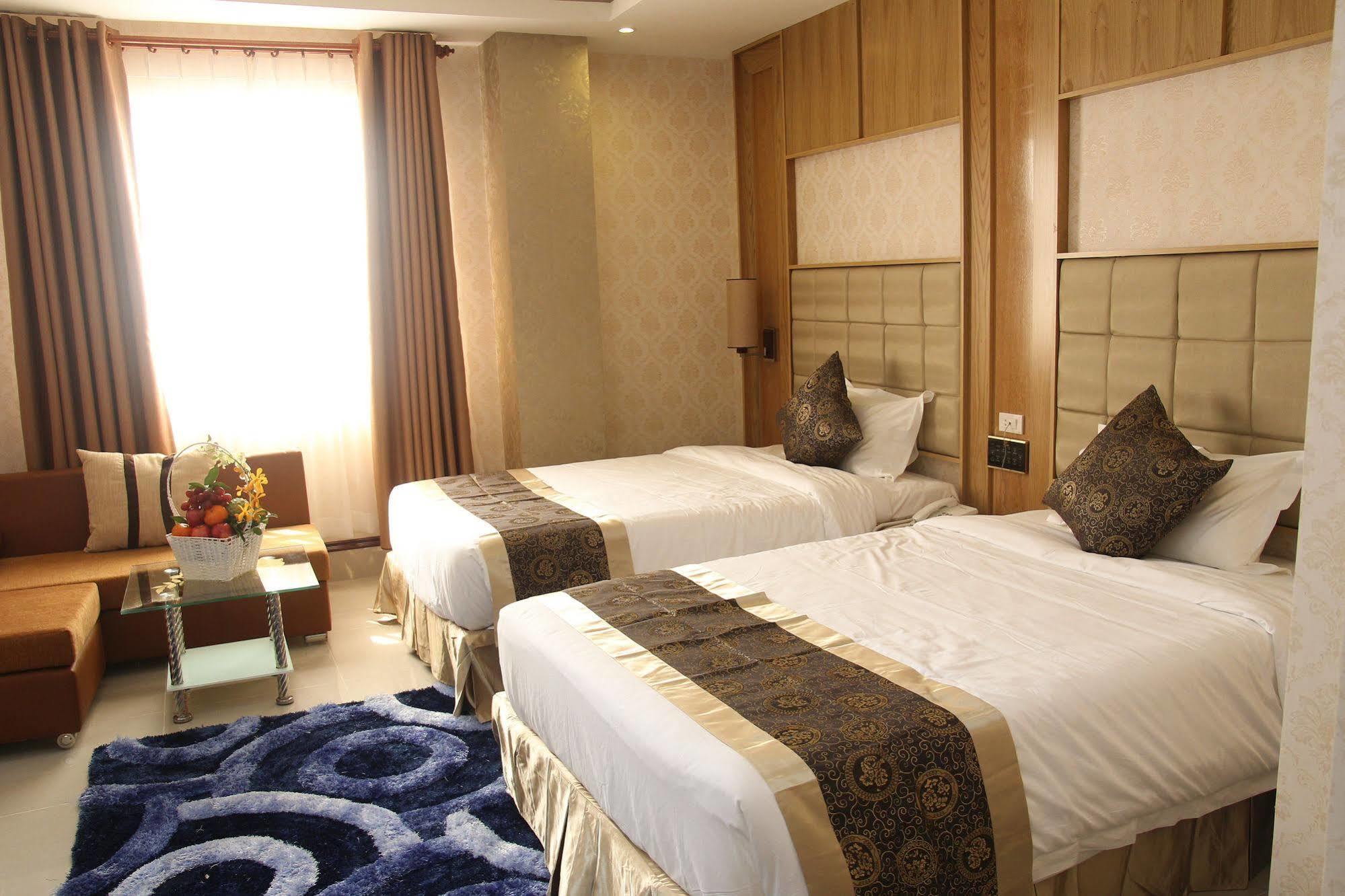 West 4* Cần Thơ