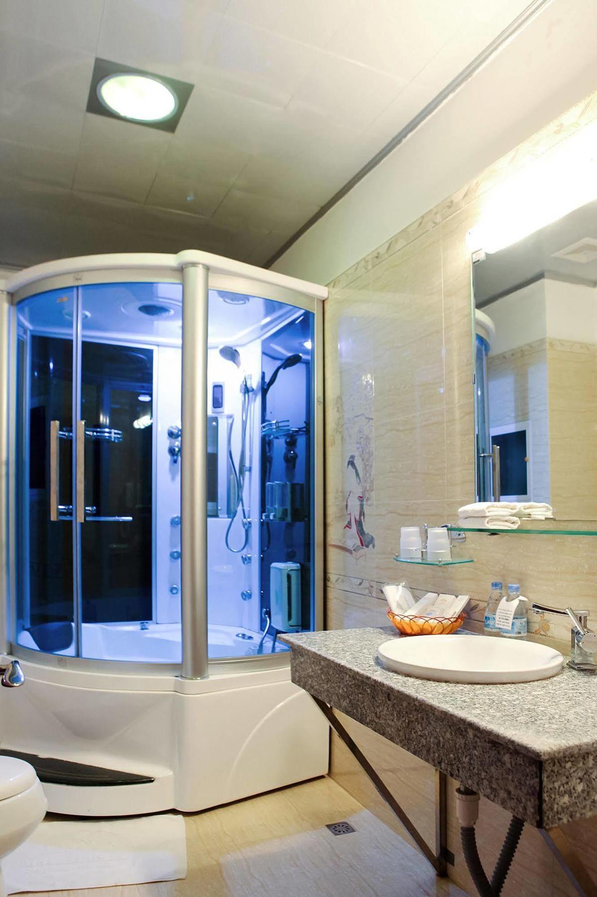 Princes Hotel 3*