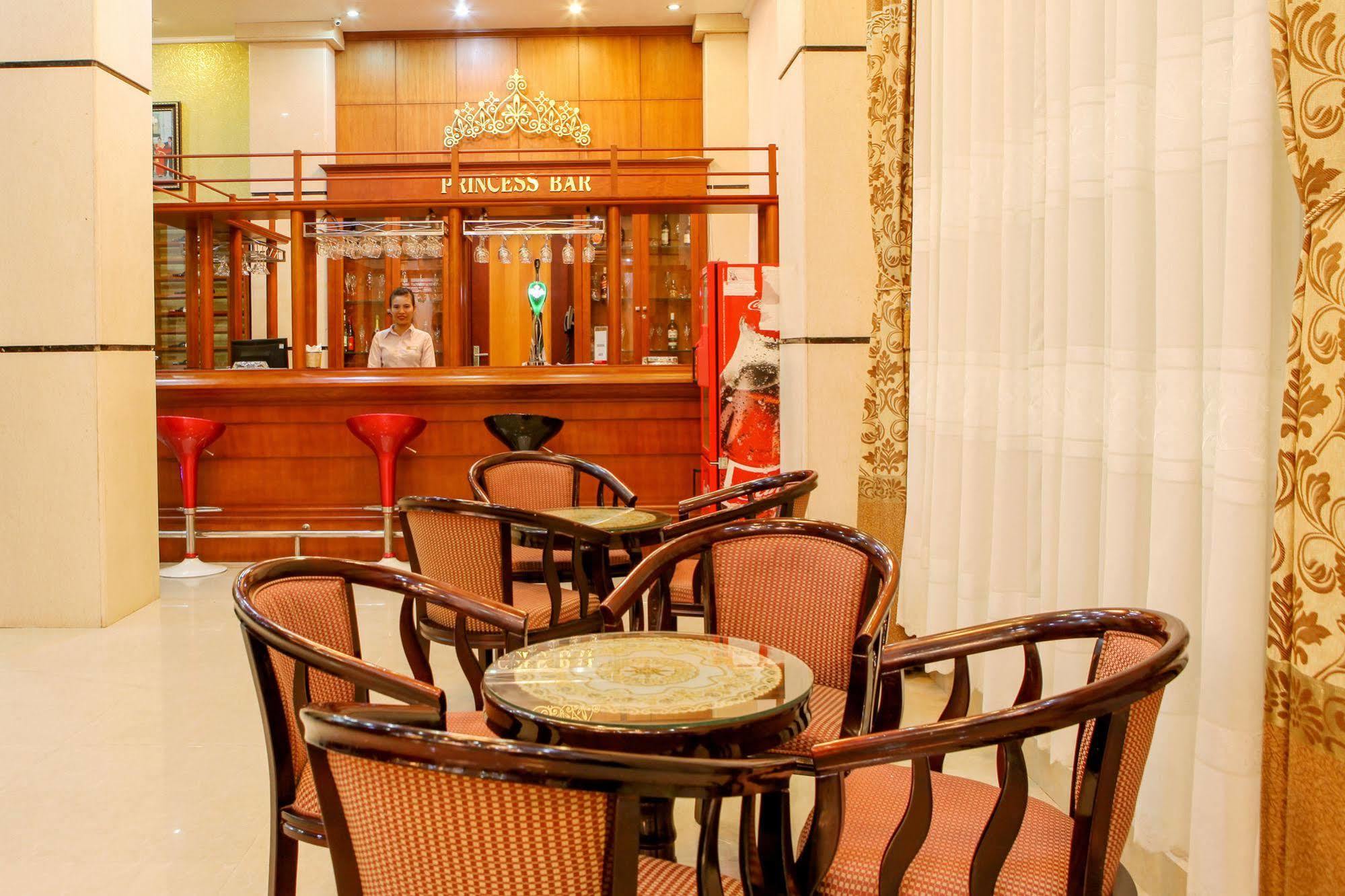 Princes Hotel 3*