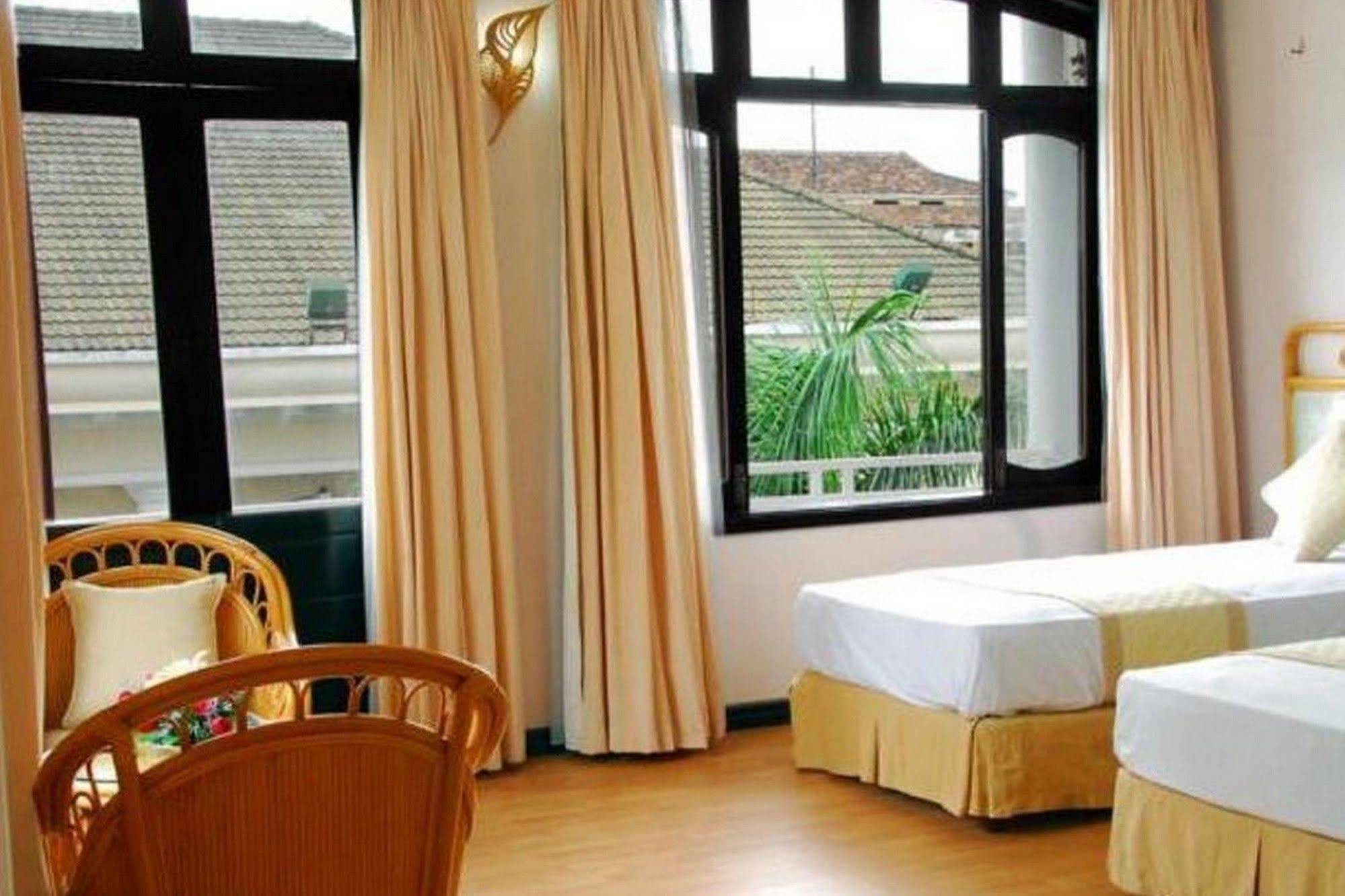 Hotel Areca 2*