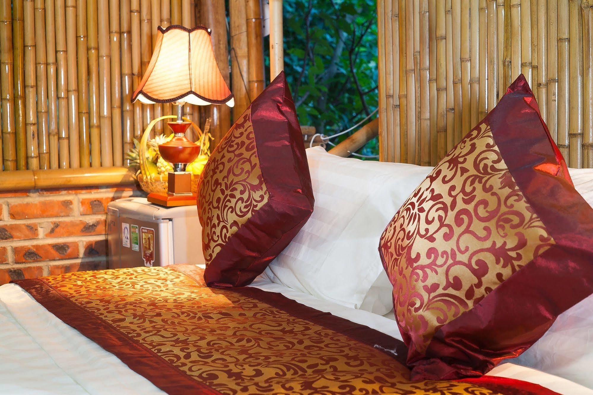 Hoalu Eco Hotel 2*