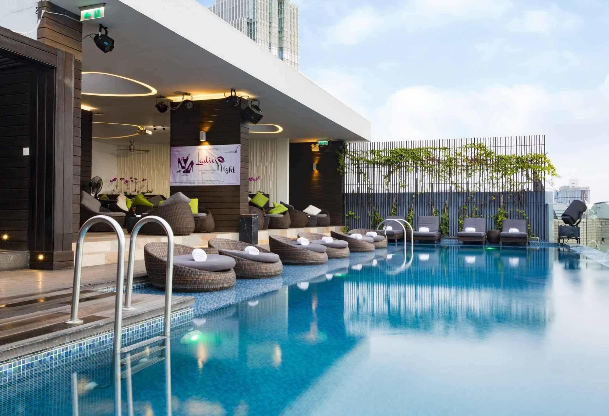 Liberty Saigon Riverside Khách sạn 4*