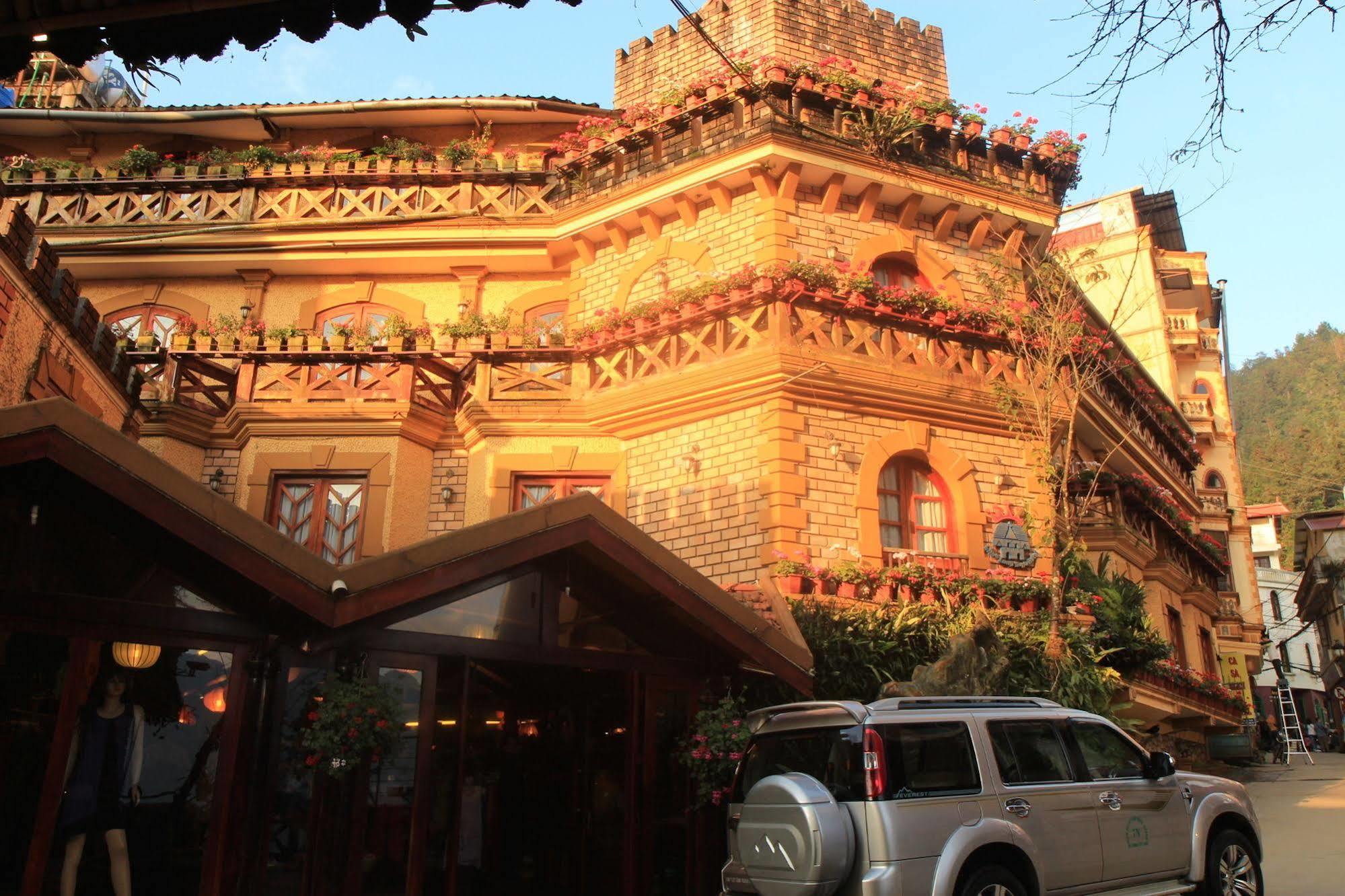 Chau Long Khách sạn