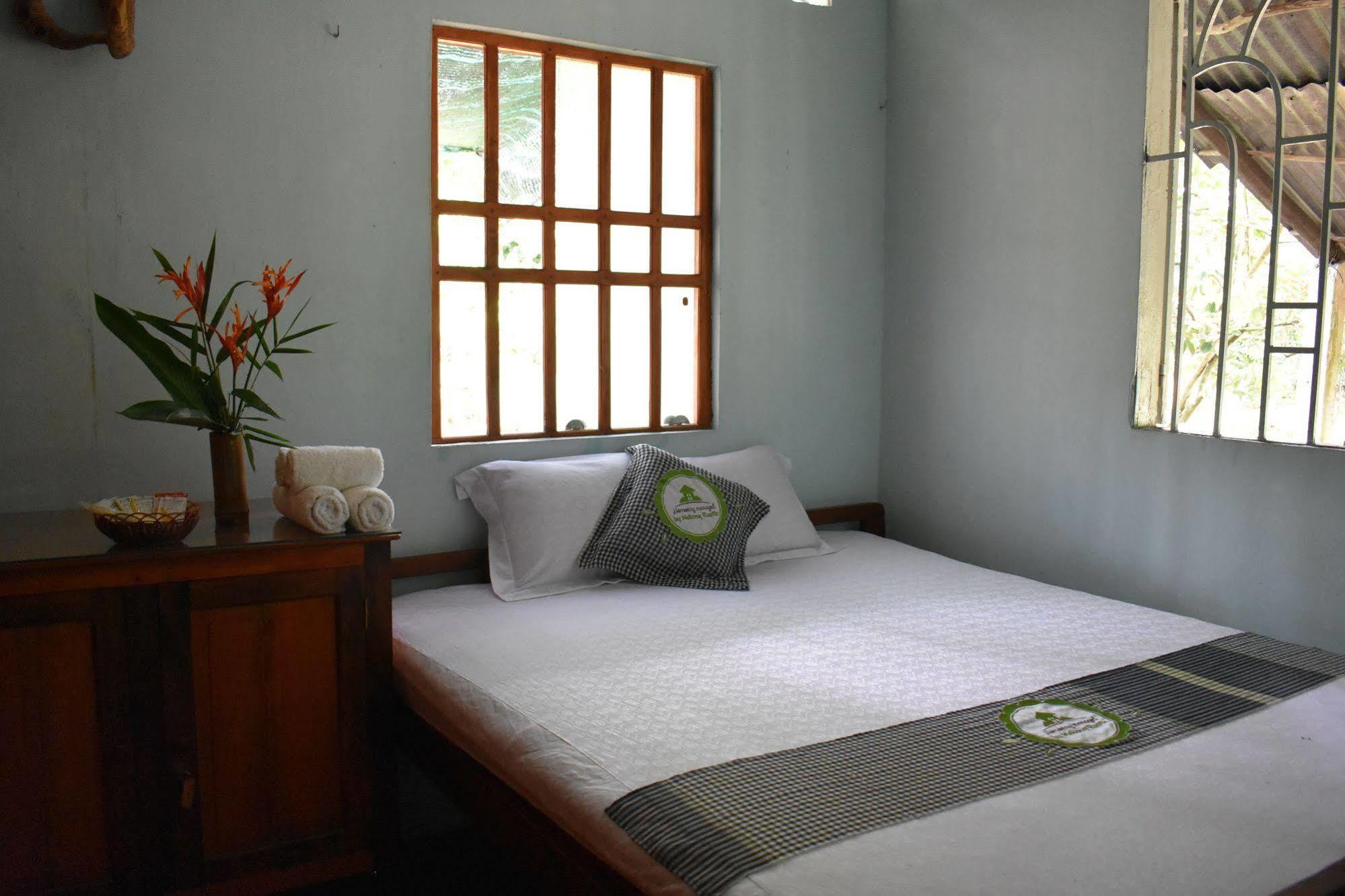 Mekong Rustic 2*