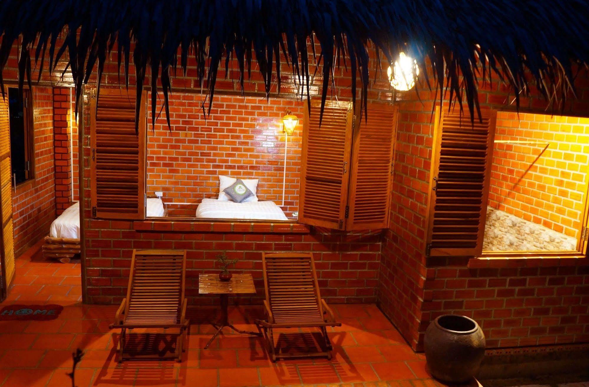 Mekong Rustic Hotel 2*