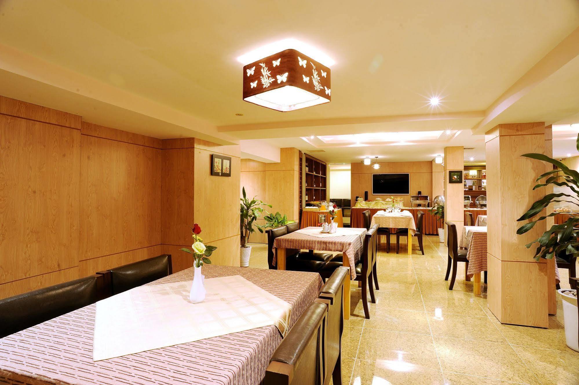 Hoang Yen 3* Thuan An