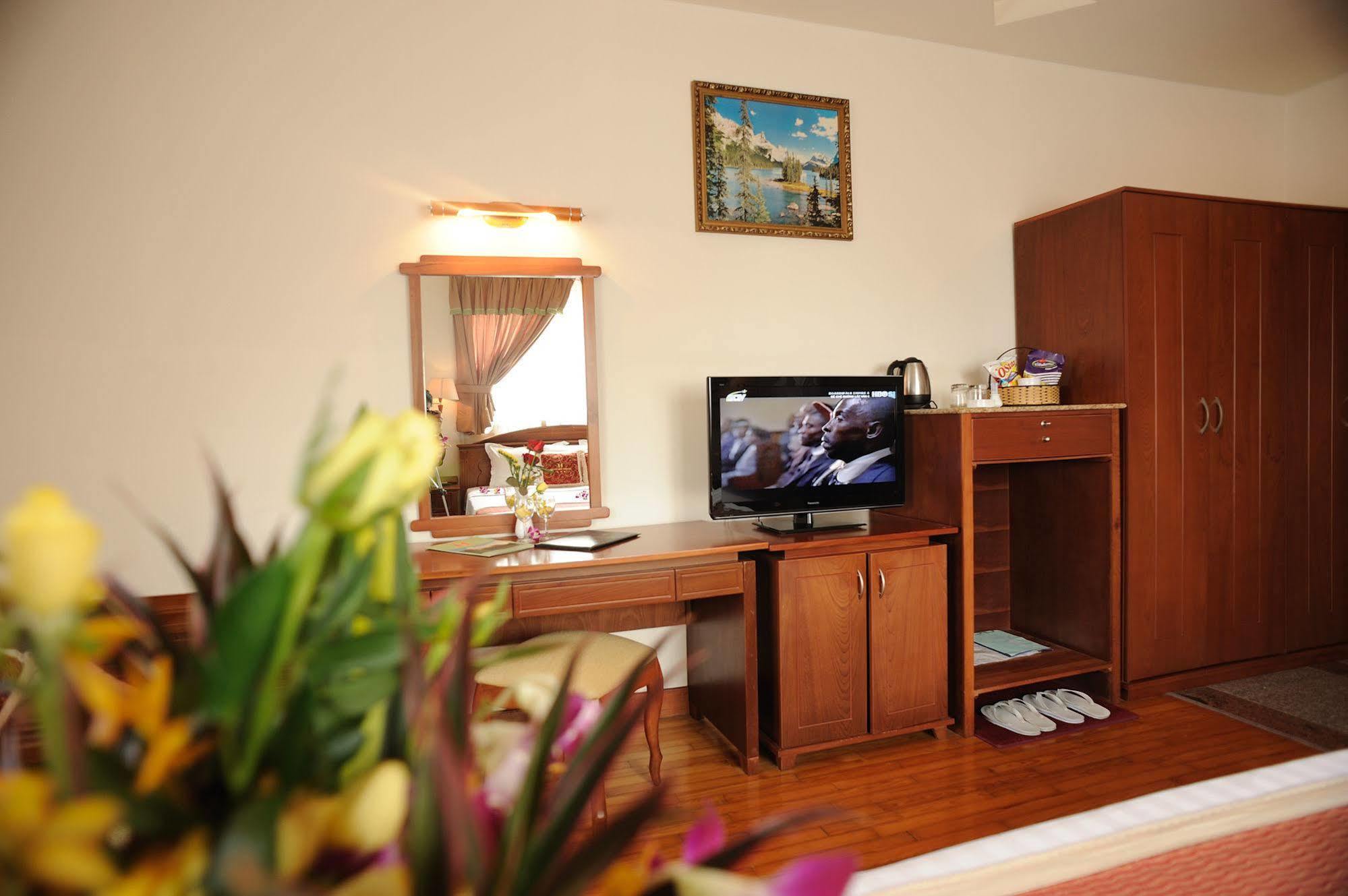 Hoang Yen 3* Thuan An