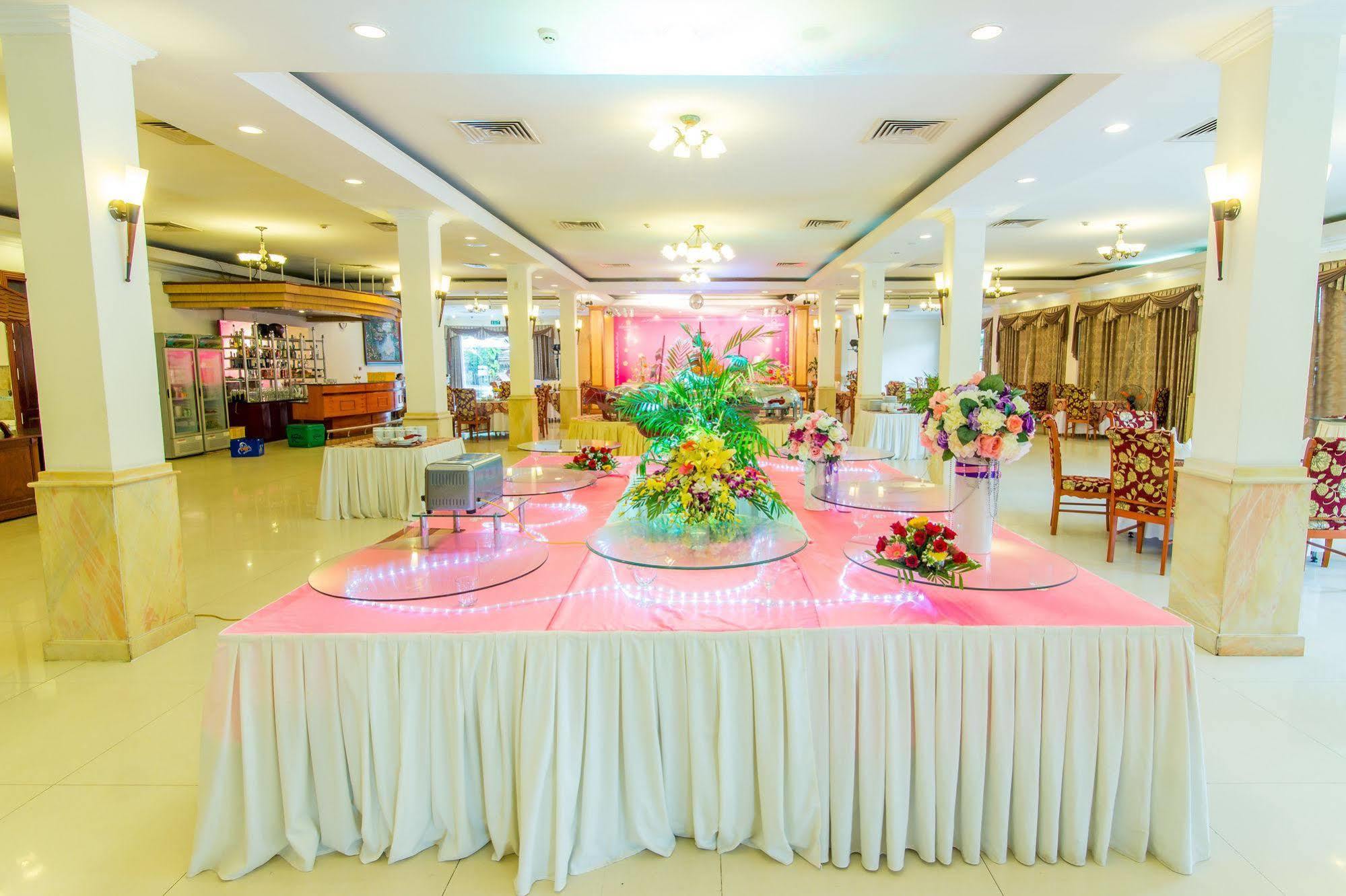 Hotel Sai Gon Kim Lien 4*