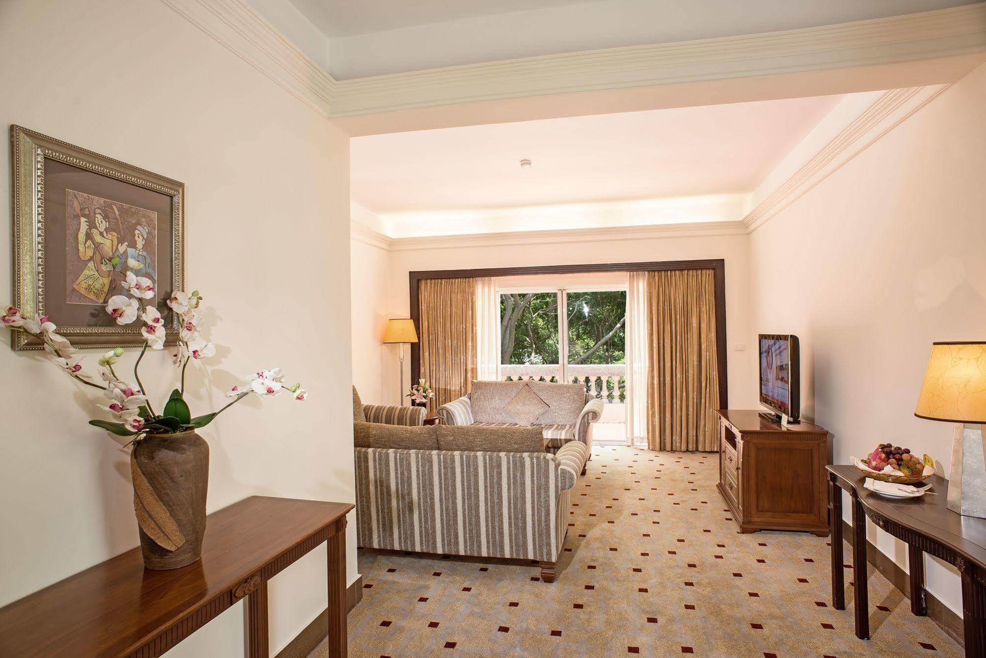 Royal Halong Hotel Ha Long