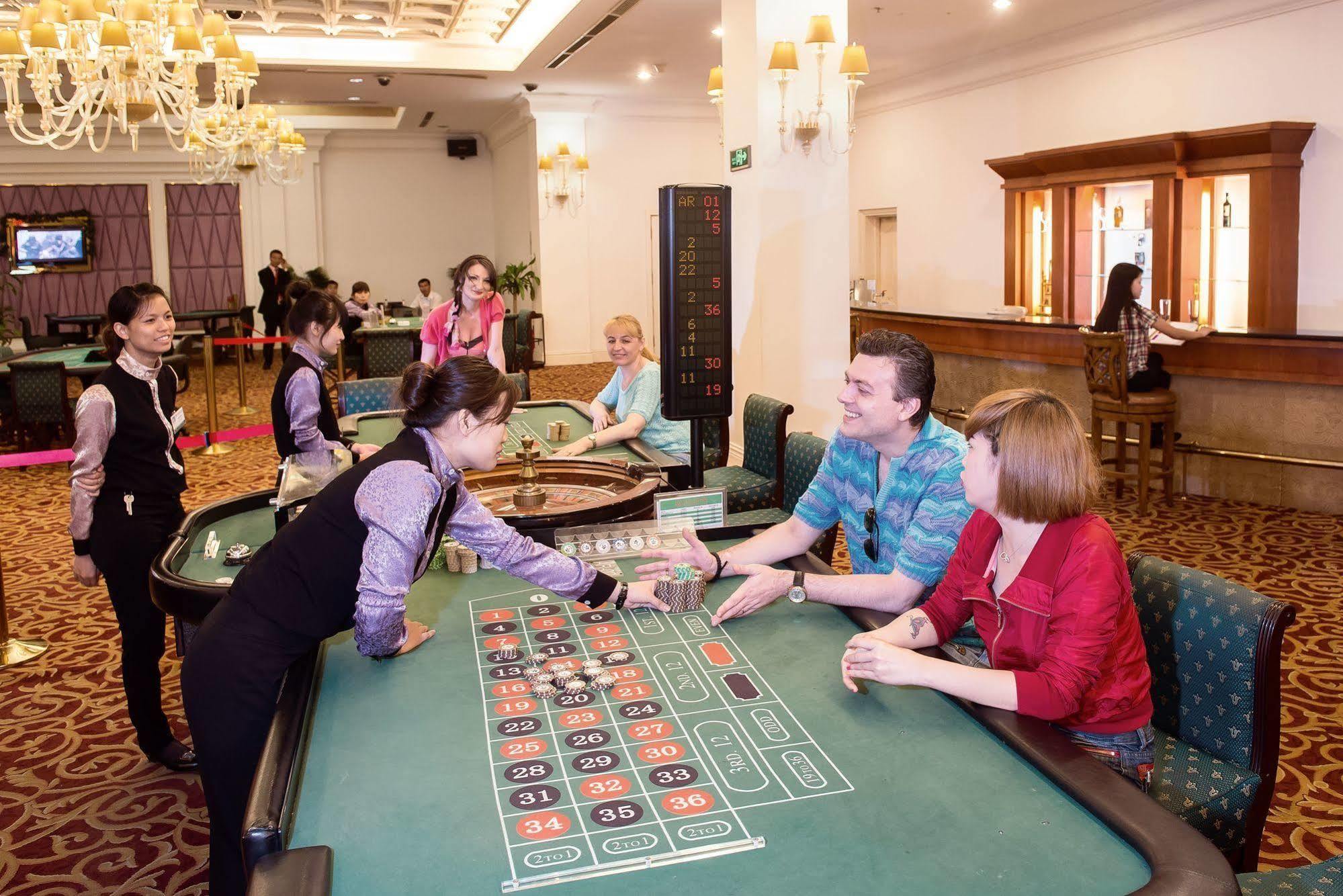 Royal Halong