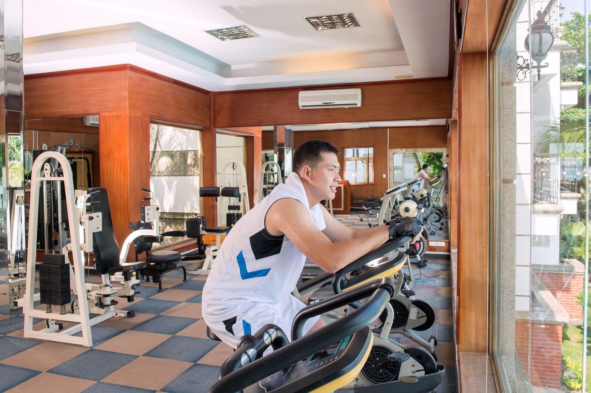 Hotel Royal Halong 4*