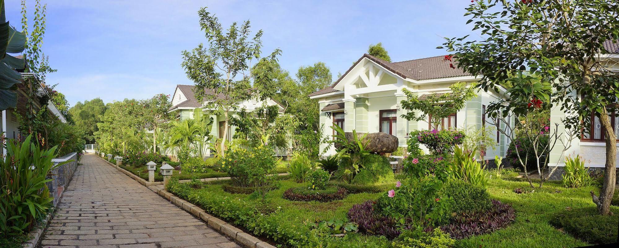 Khu nghỉ mát Sao Mai
