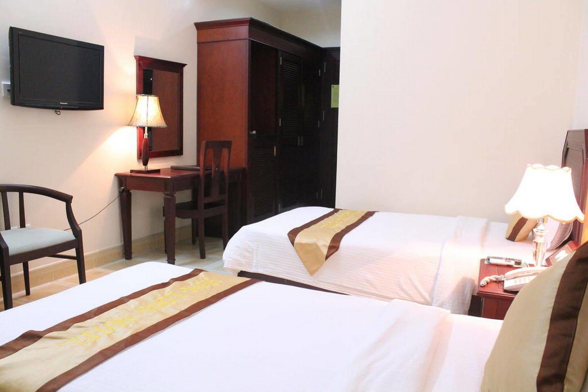 Hotel Hung Long Harbour Cat Ba Dong Khe Sau