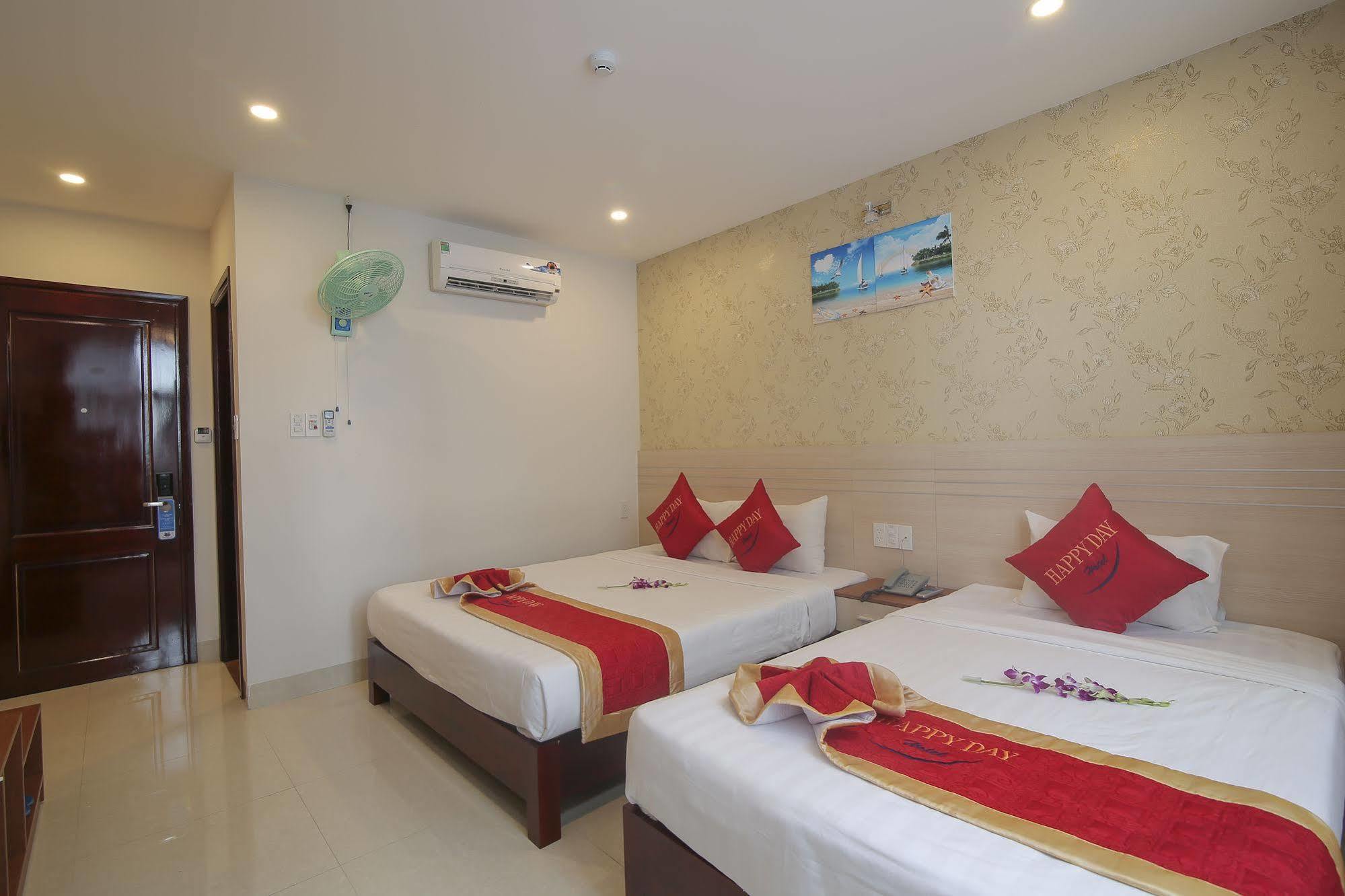 Happy Day Riverside & By Haviland Hotel