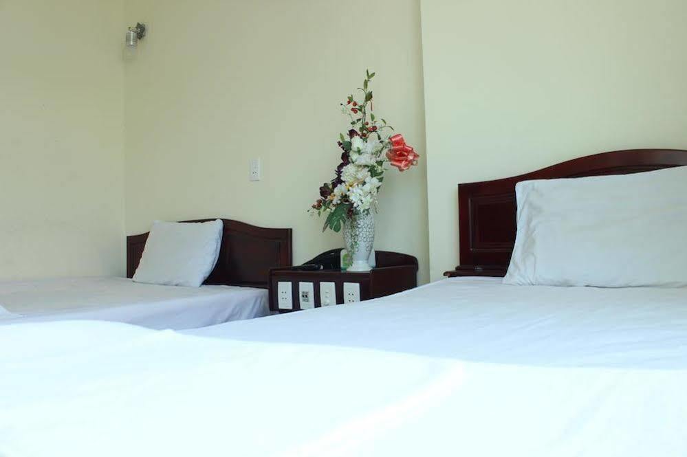 Hotel Duong Dan 2*