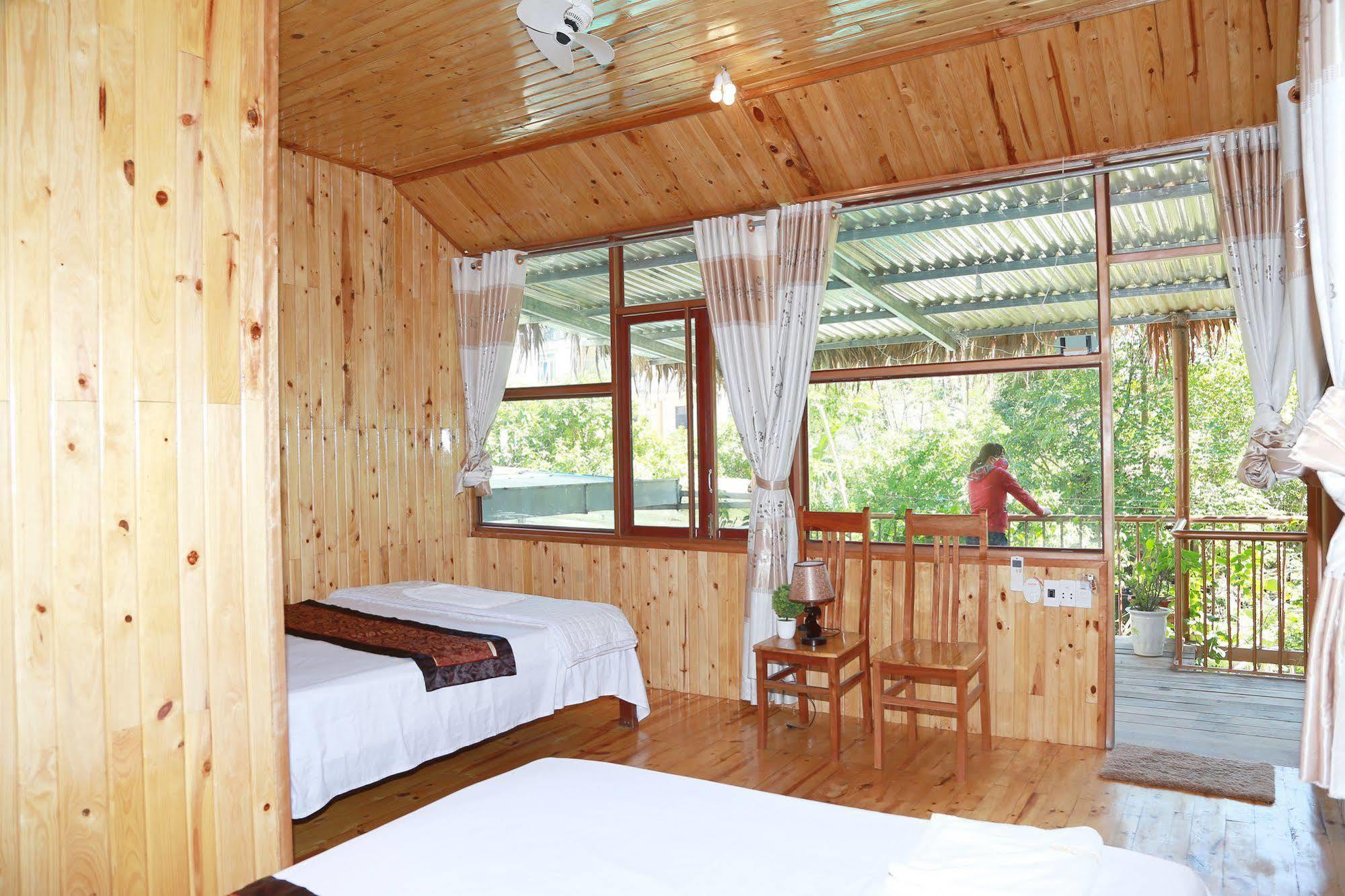 Phong Nha Midtown * Cu Lac