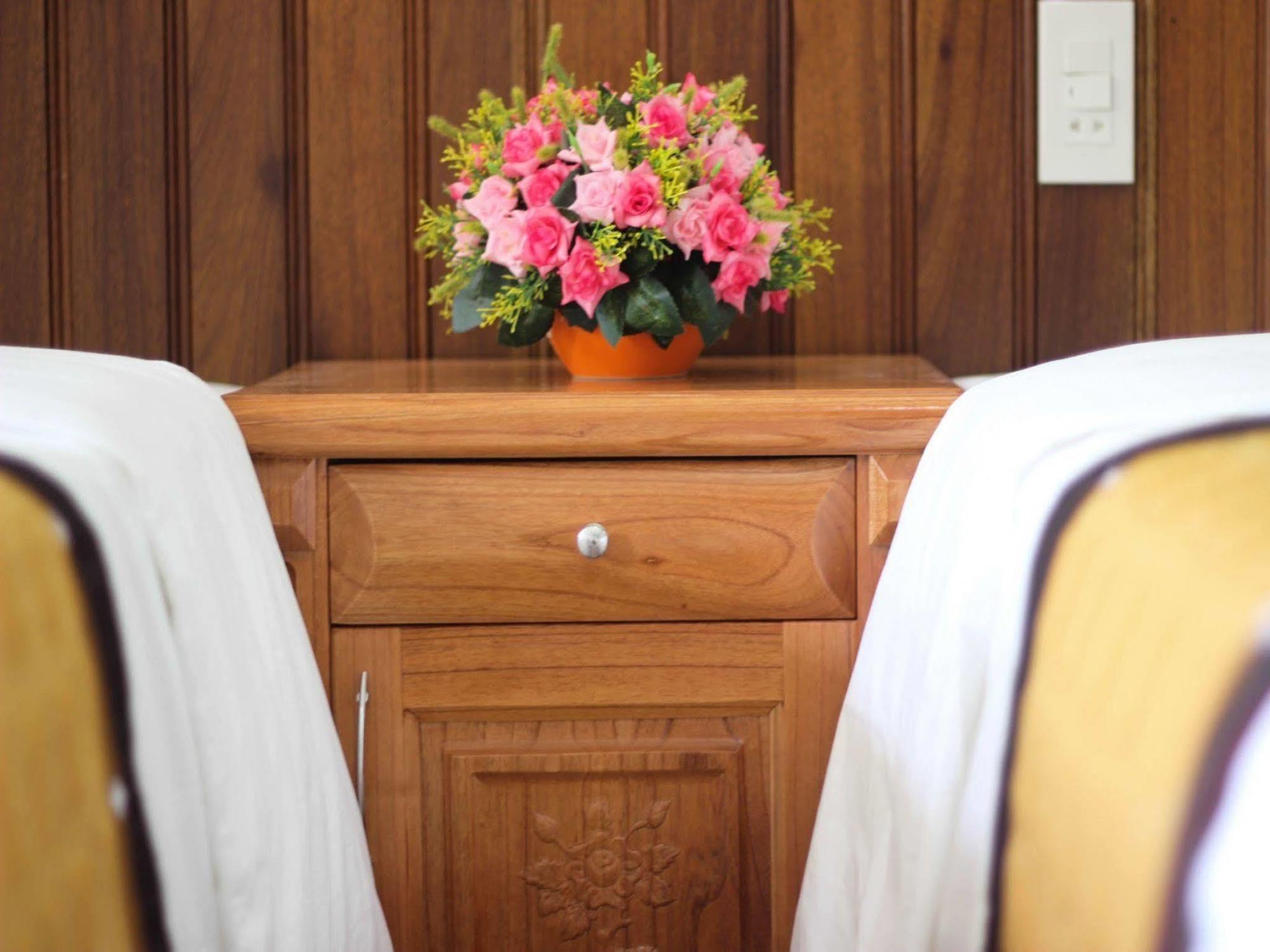 Hotel Hoa Binh
