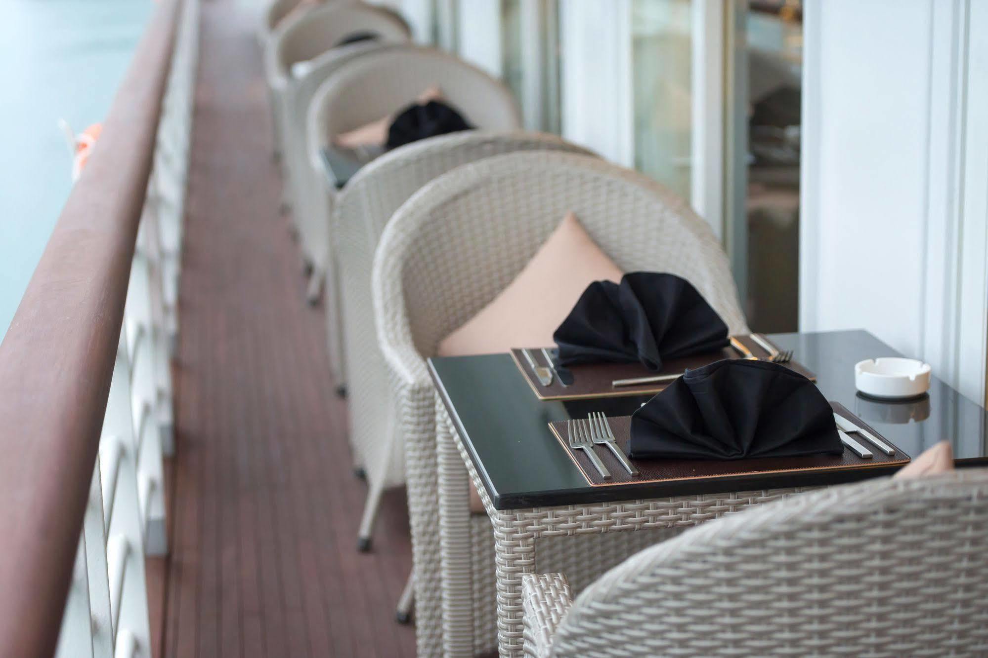 Paradise Elegance Cruise Halong Ha Long