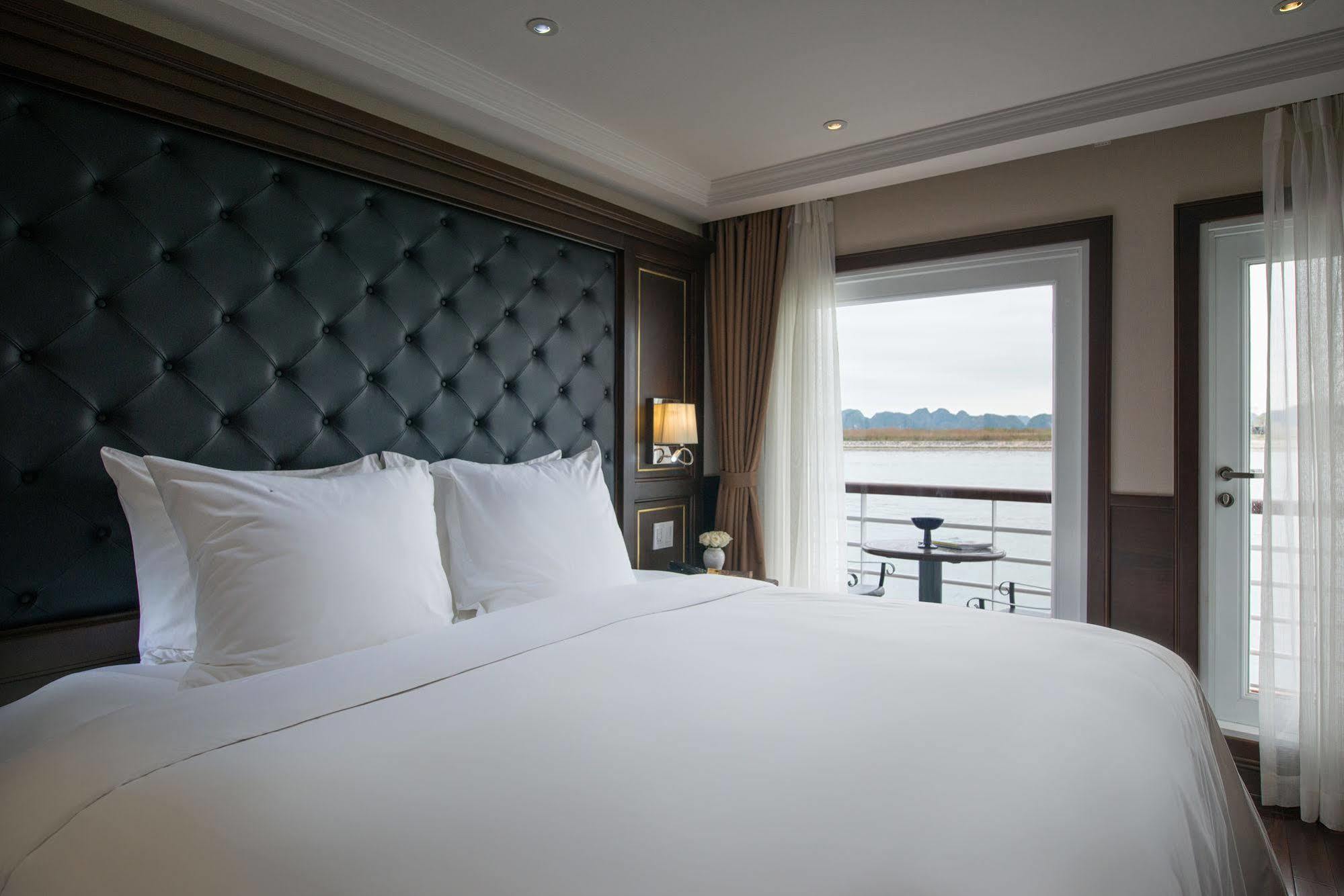 Paradise Elegance Cruise Halong Ha Long